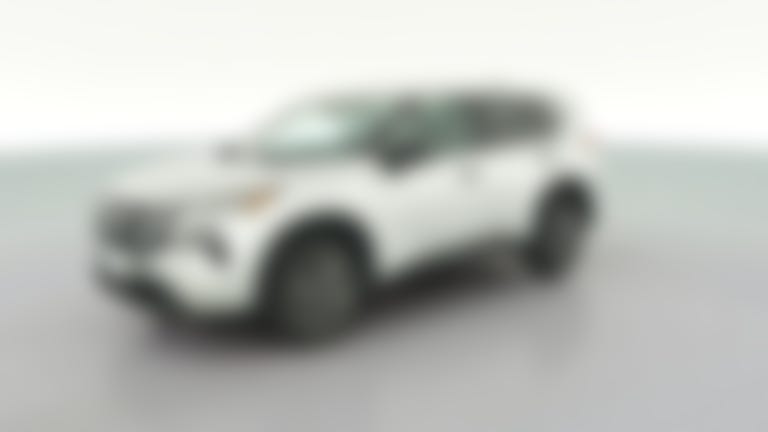 2024 Nissan Rogue vehicle photo