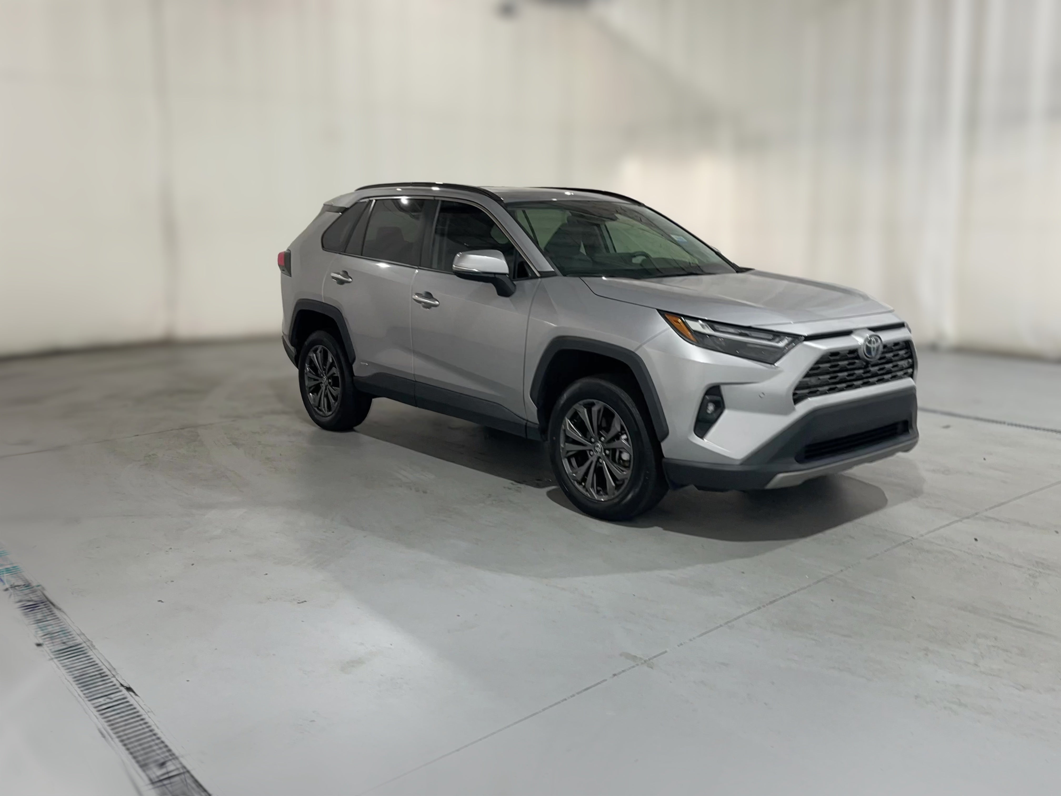 2023 Toyota RAV4 Limited - Photo 35
