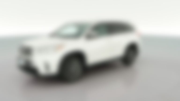 2019 Toyota Highlander vehicle photo