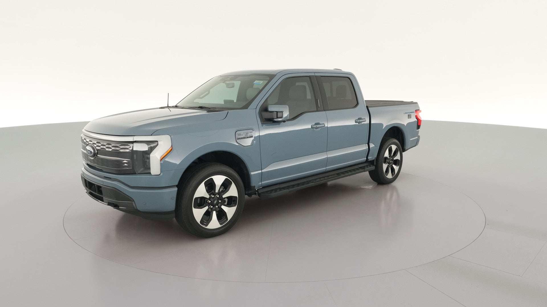 2023 Ford F150 Lightning vehicle photo