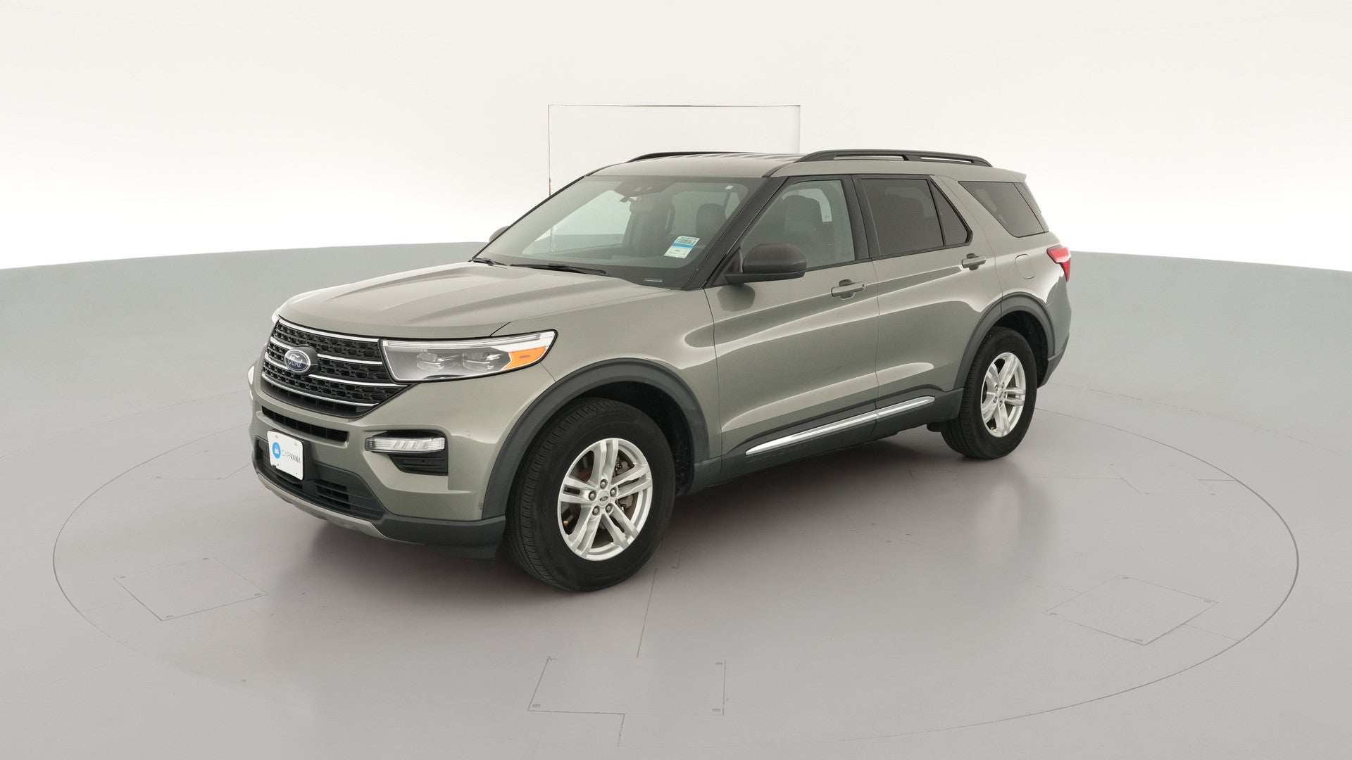 2020 Ford Explorer vehicle photo