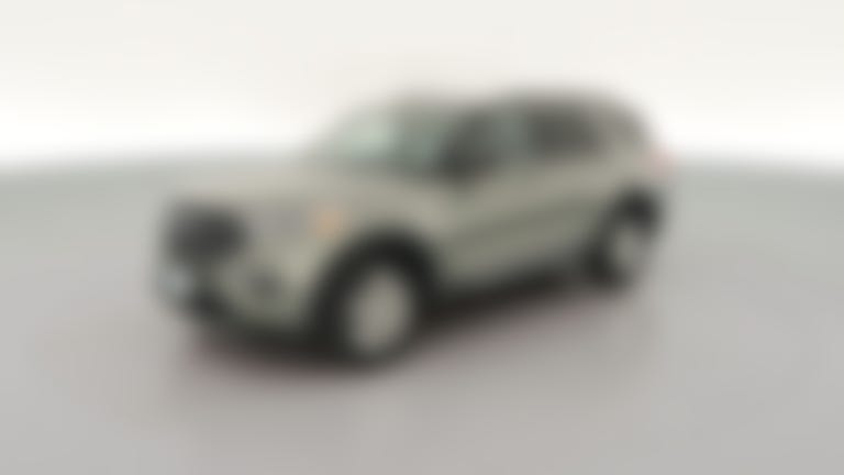 2020 Ford Explorer vehicle photo