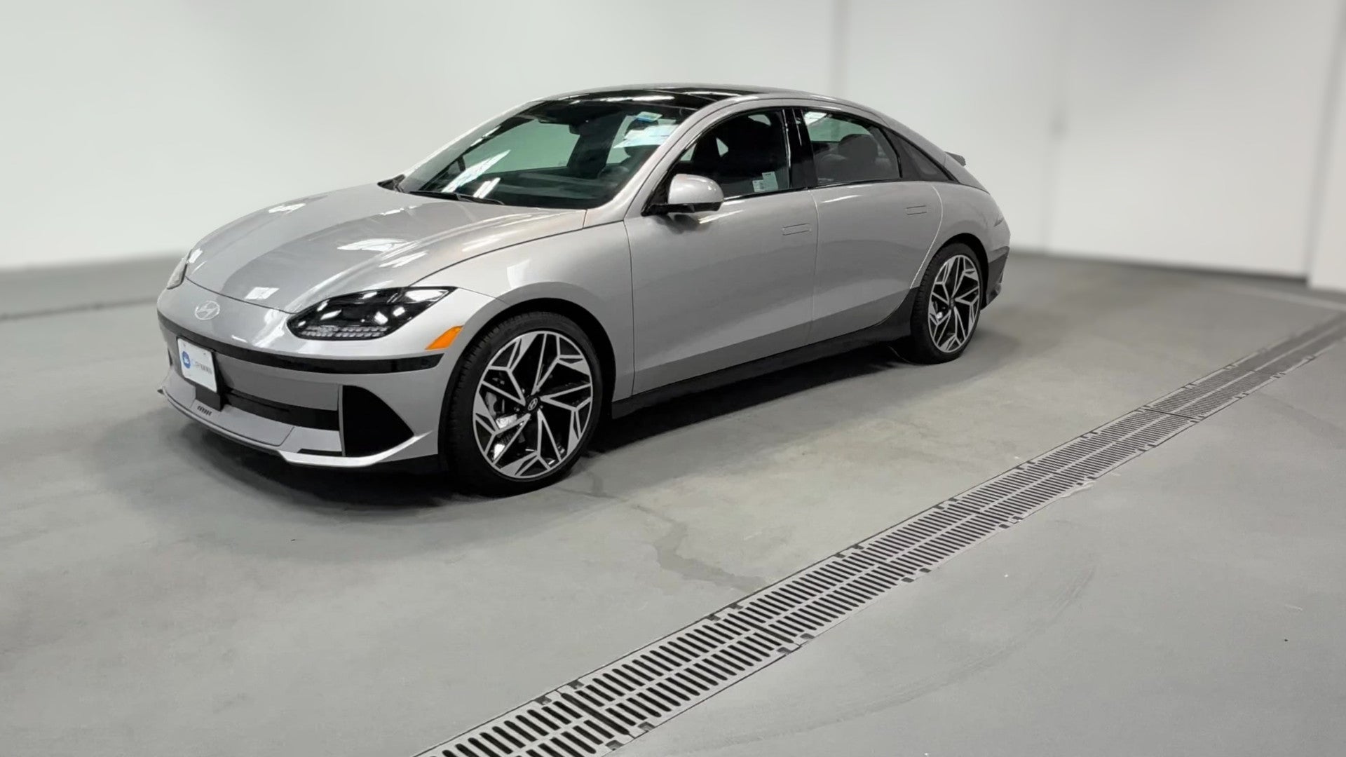 2024 Hyundai IONIQ 6 vehicle photo