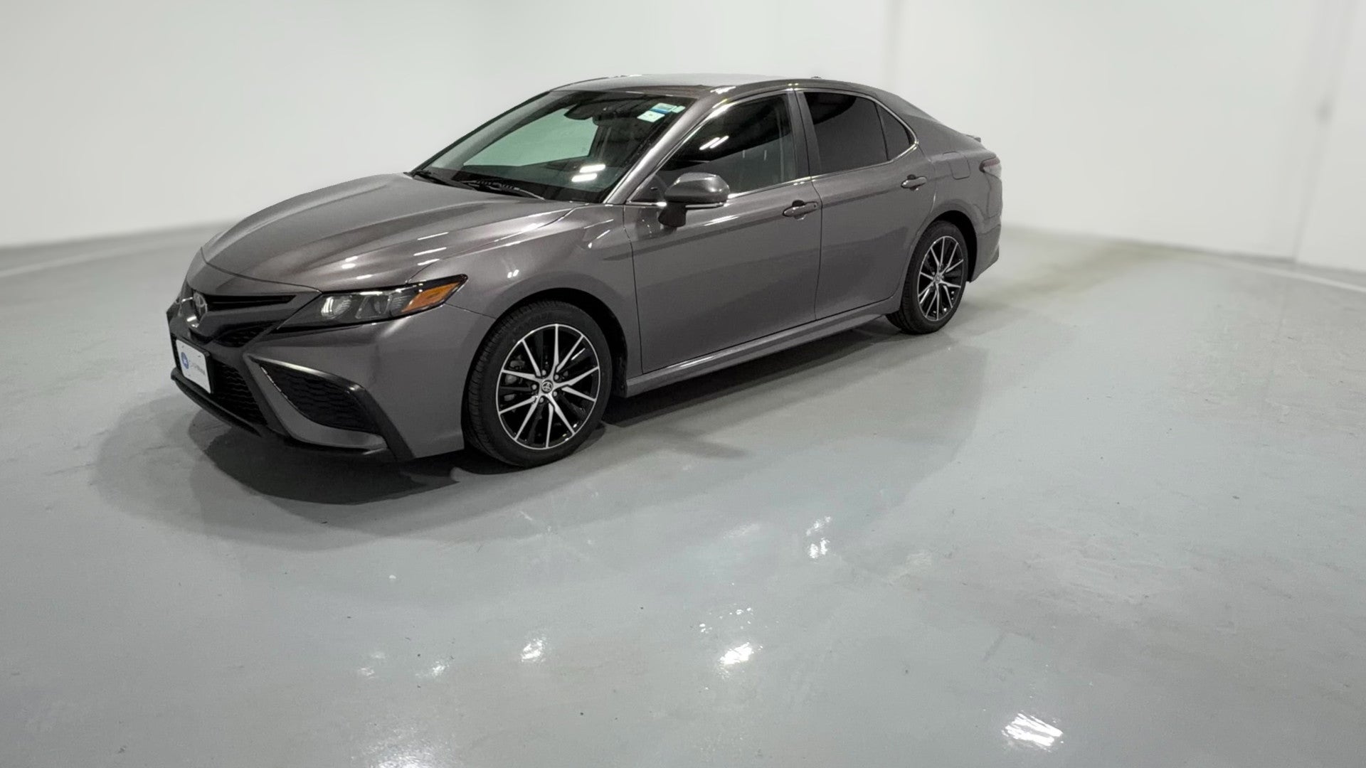2024 Toyota Camry vehicle photo