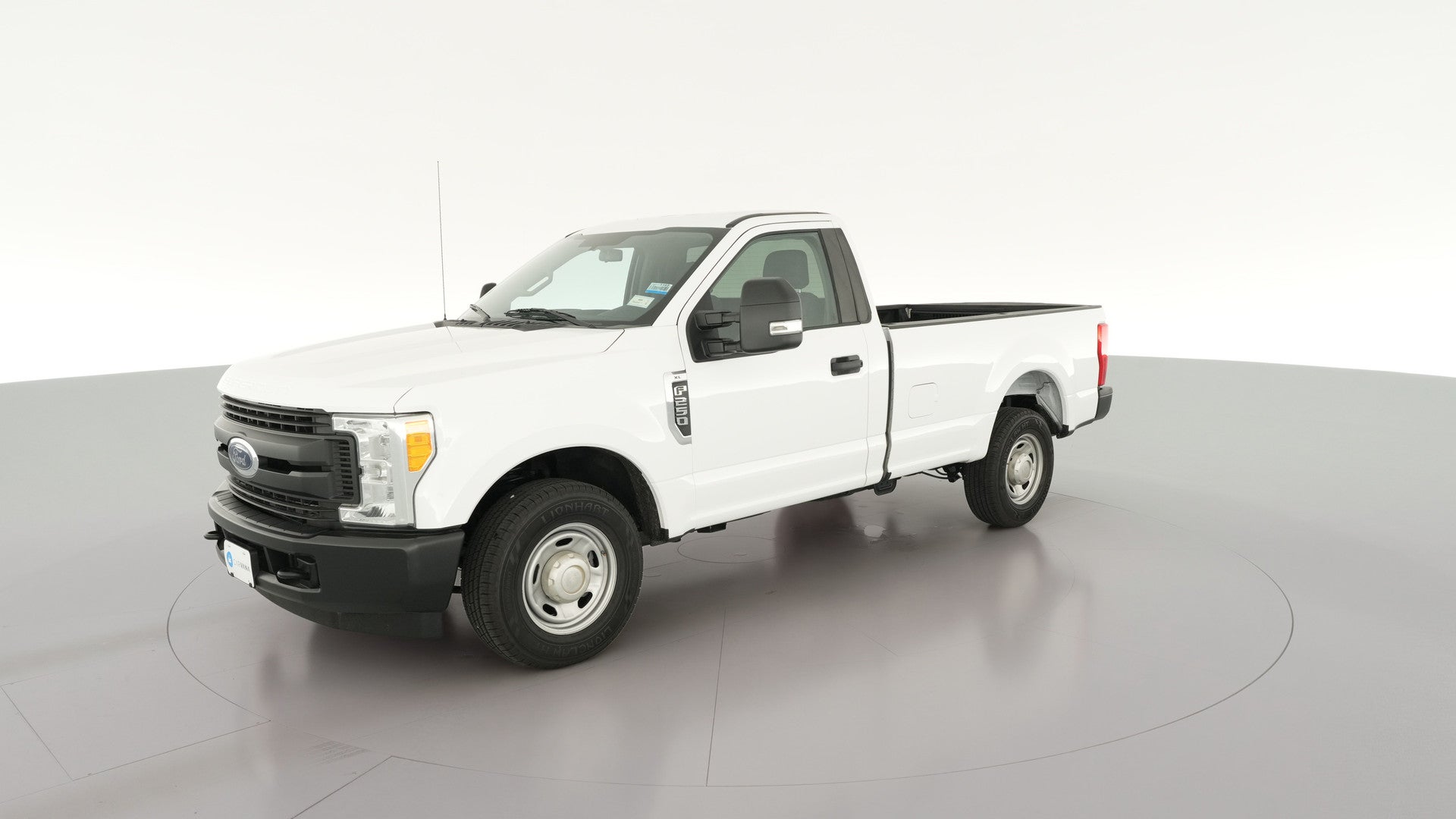 2017 Ford F250 Super Duty Regular Cab vehicle photo