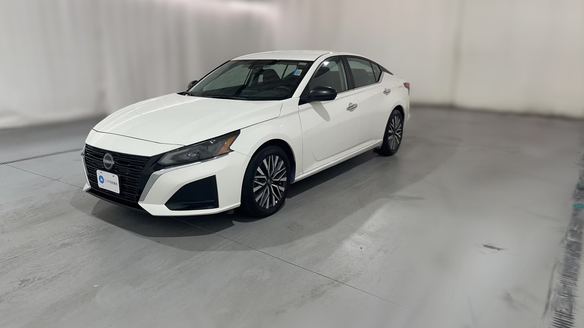 2025 Nissan Altima vehicle photo