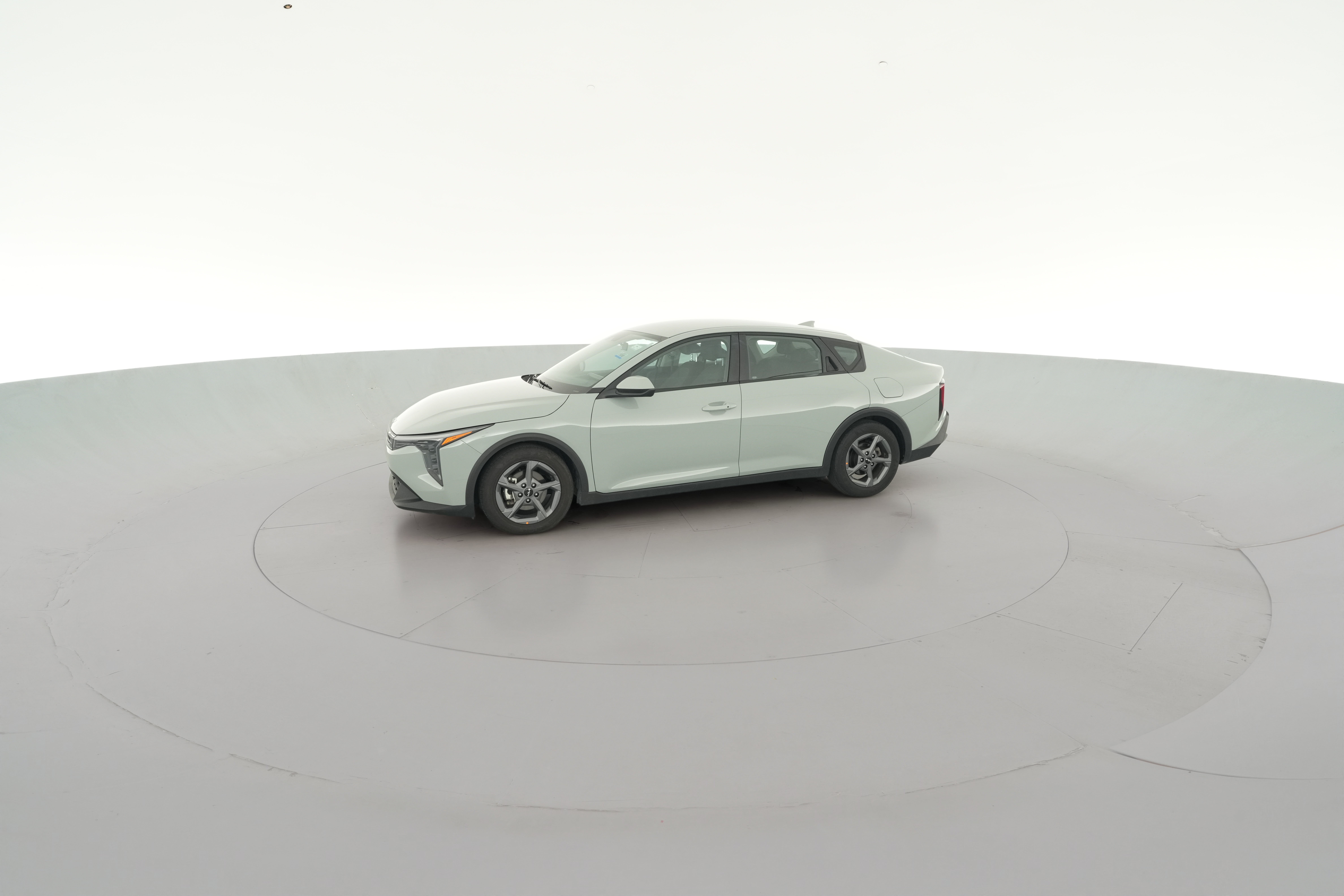 2025 Kia K4 LXS - Photo 24