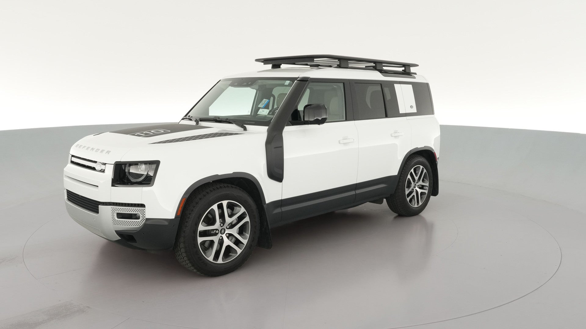 2024 Land Rover Defender 110 vehicle photo