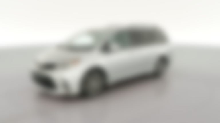 2018 Toyota Sienna vehicle photo