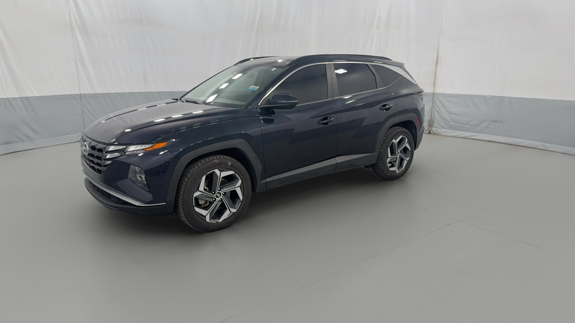2022 Hyundai Tucson Hybrid vehicle photo
