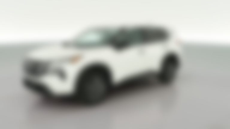 2024 Nissan Rogue vehicle photo