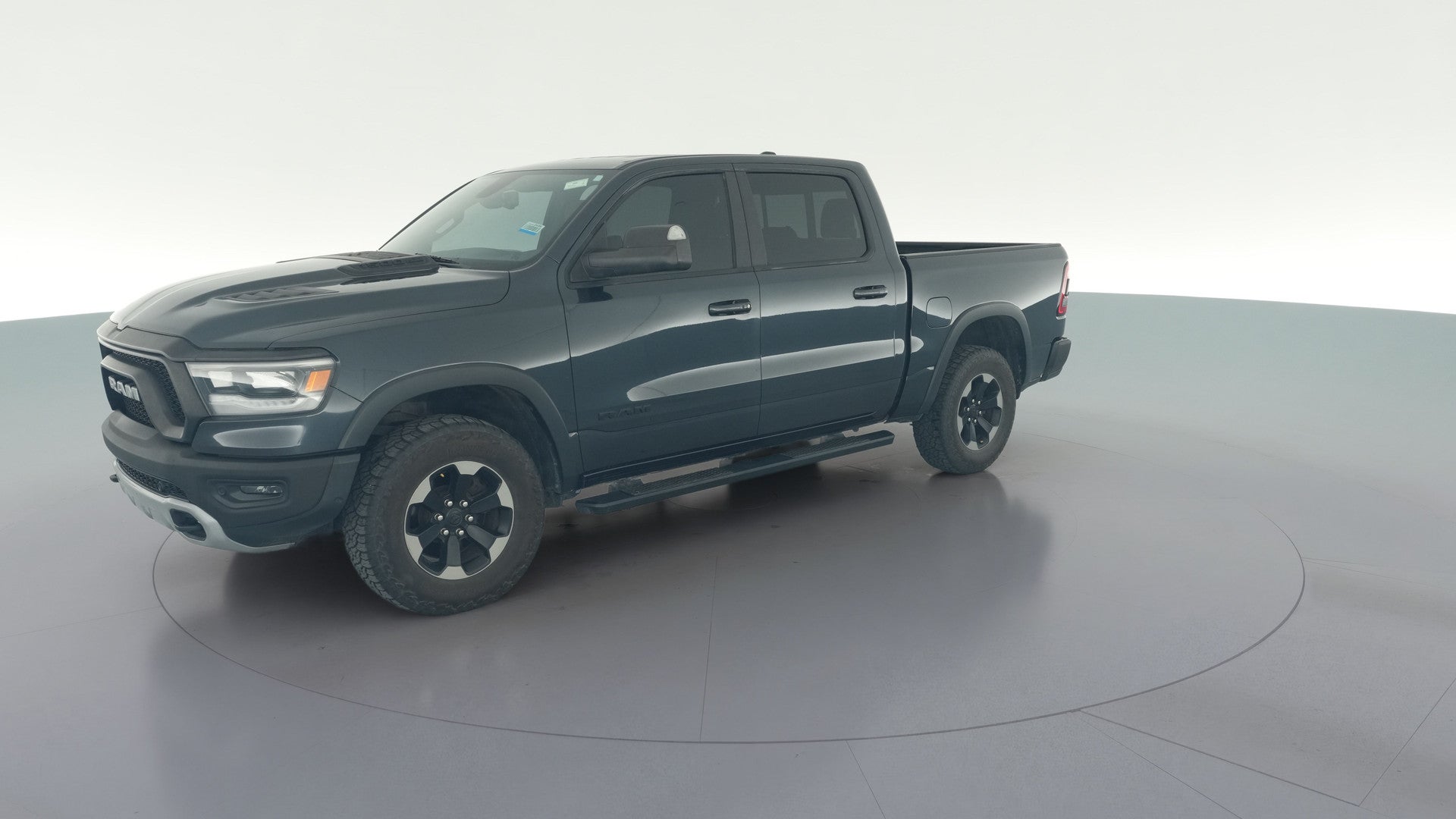 2019 Ram 1500 Crew Cab vehicle photo