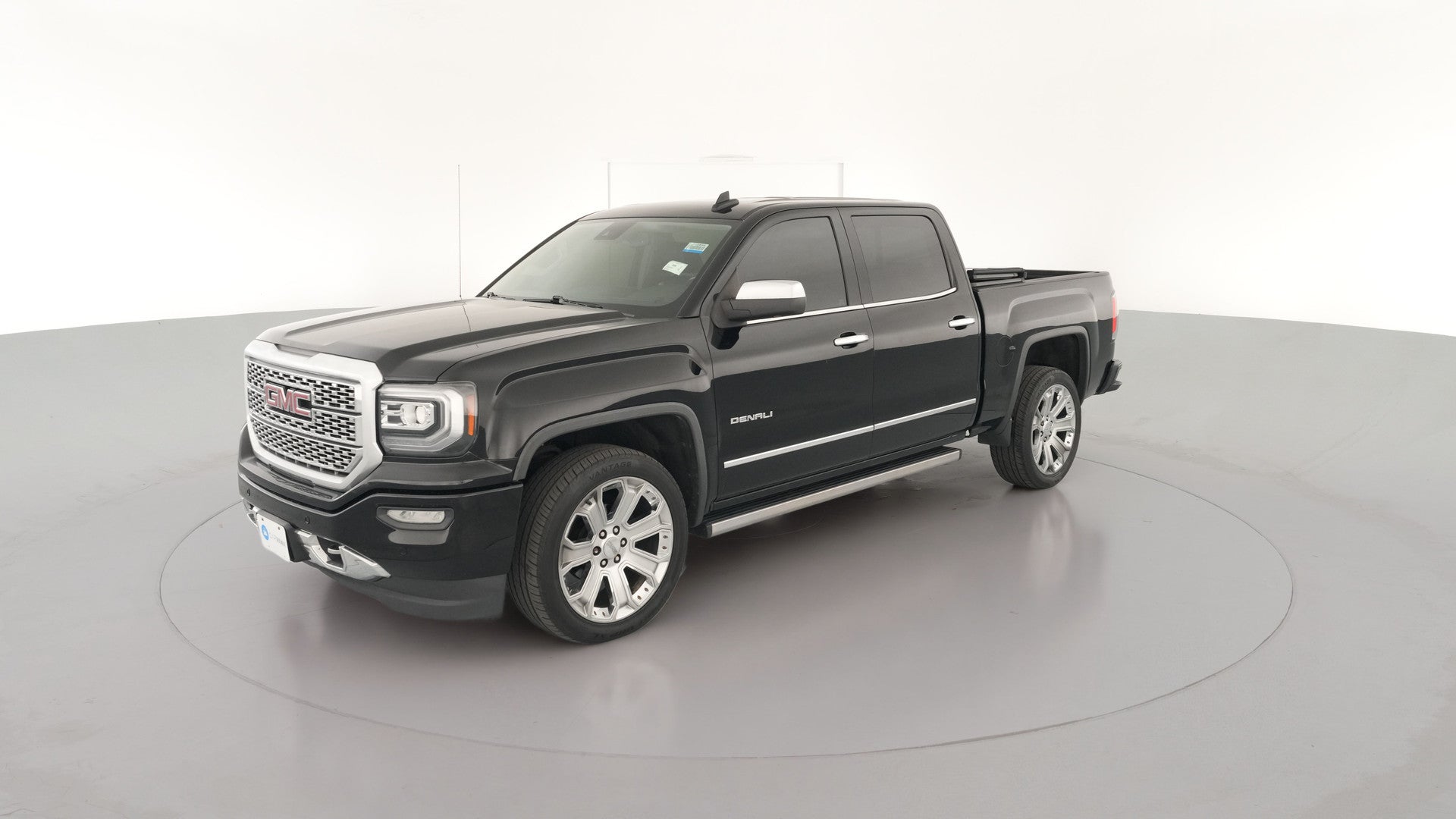 2018 GMC Sierra 1500 Crew Cab vehicle photo