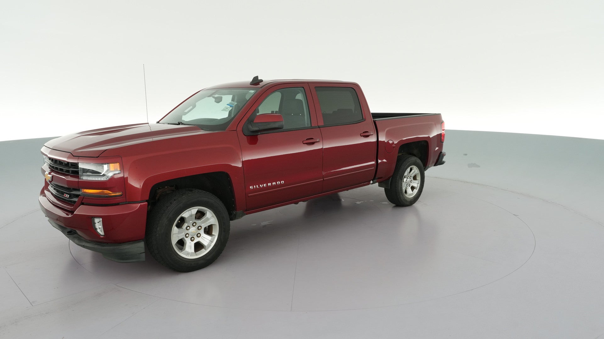 2018 Chevrolet Silverado 1500 Crew Cab vehicle photo