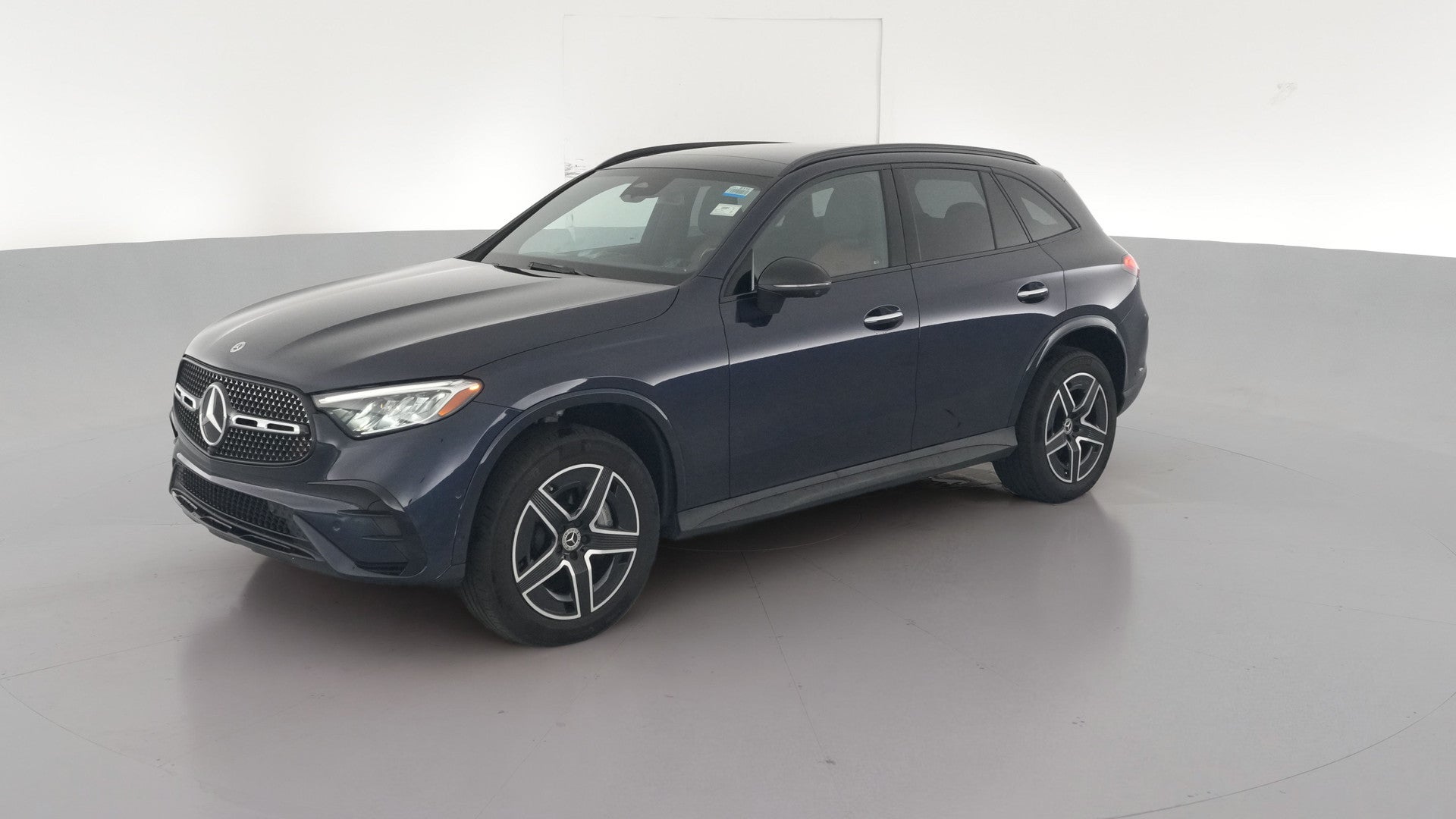 2023 Mercedes-Benz GLC vehicle photo