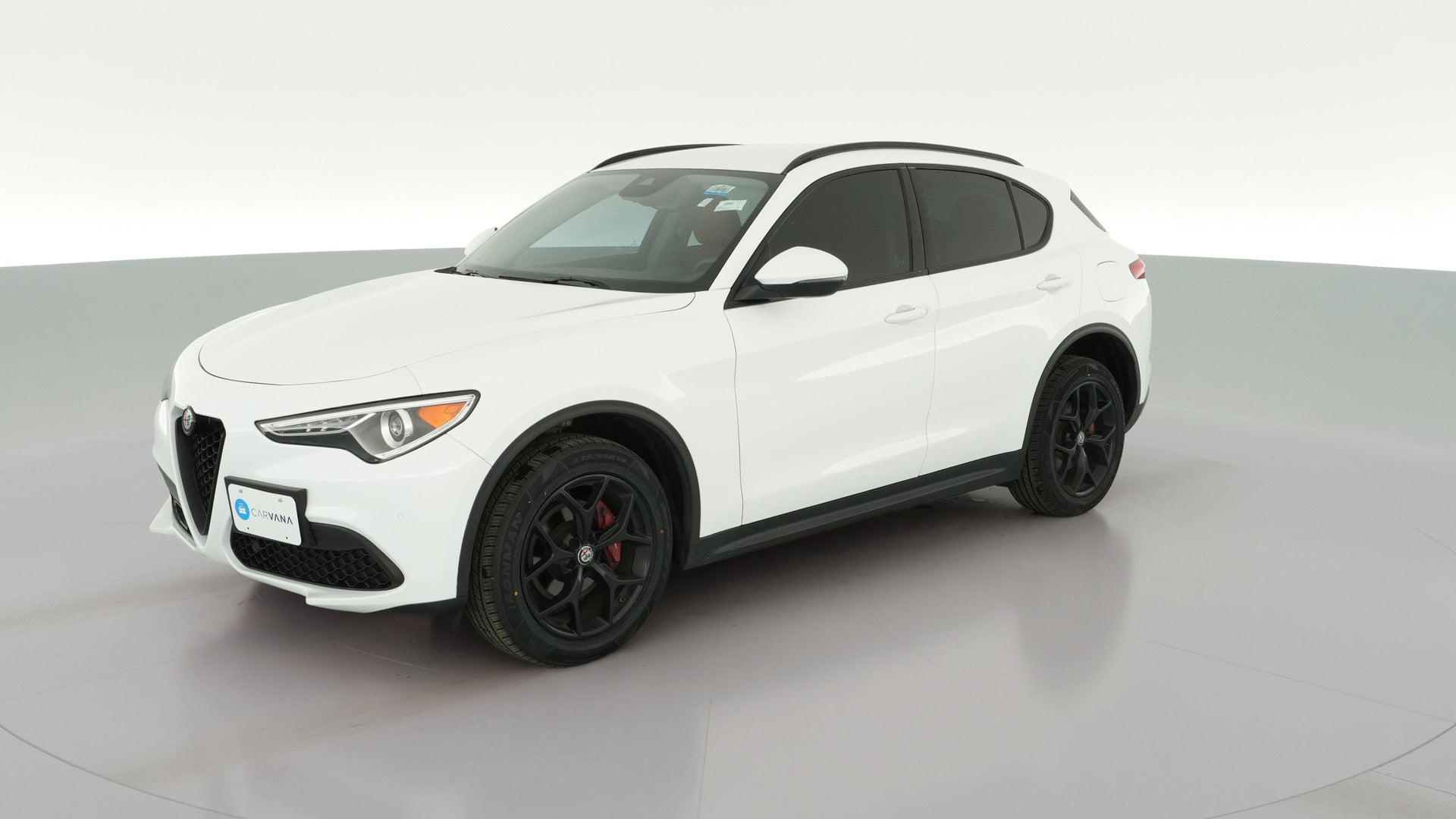 2019 Alfa Romeo Stelvio vehicle photo