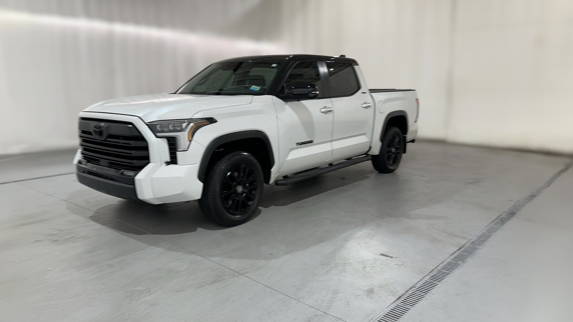 2025 Toyota Tundra CrewMax vehicle photo