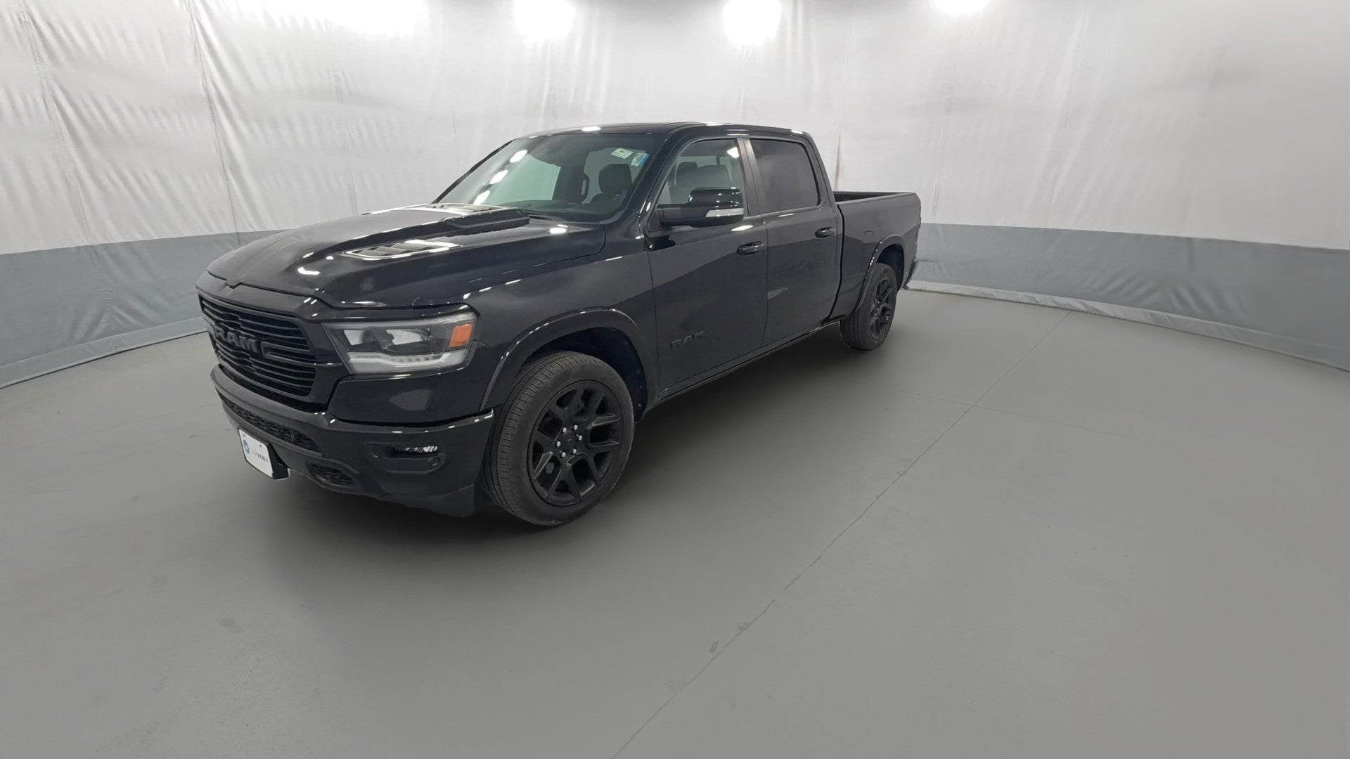 2022 Ram 1500 Crew Cab vehicle photo