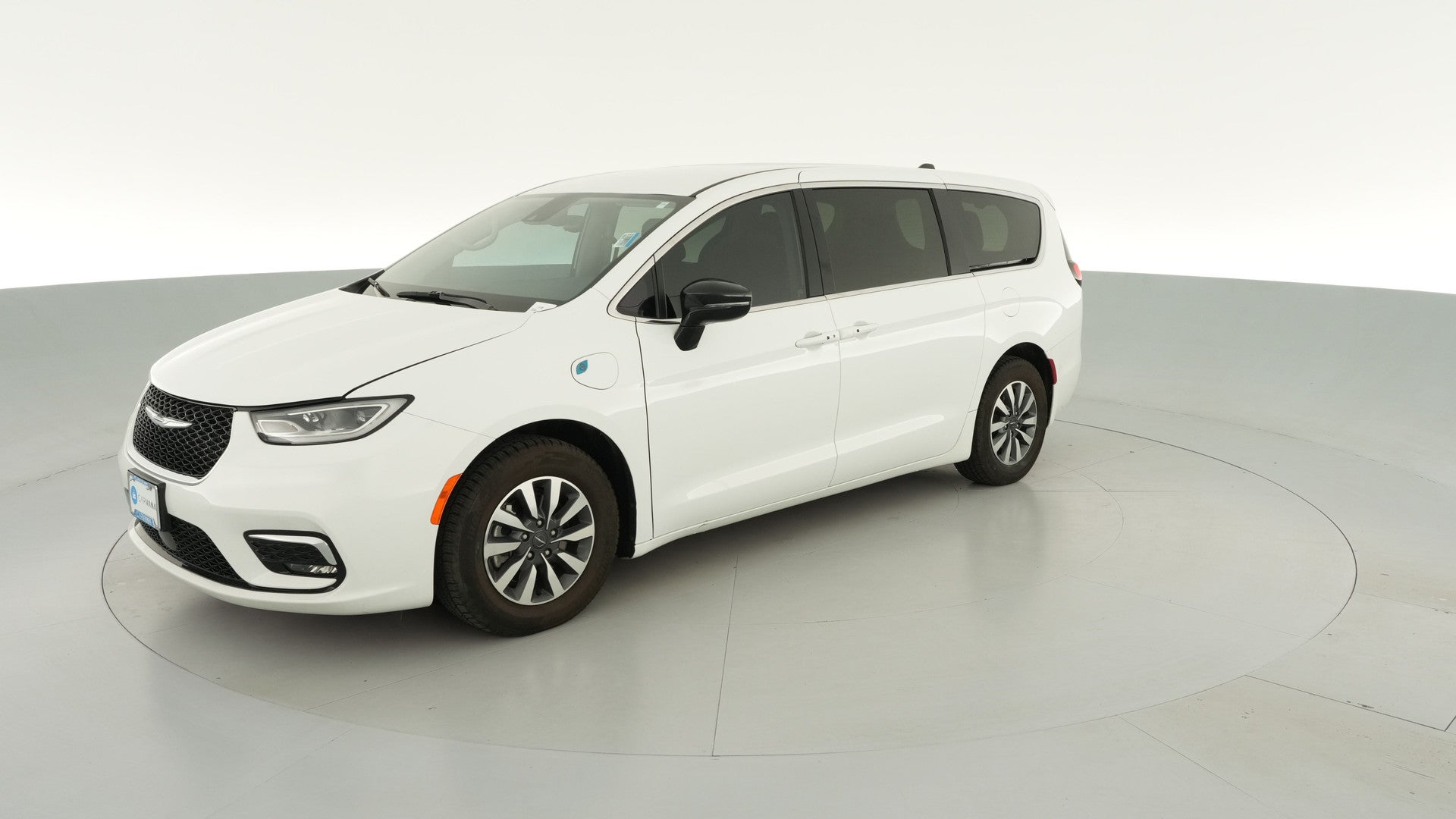 2024 Chrysler Pacifica Hybrid vehicle photo