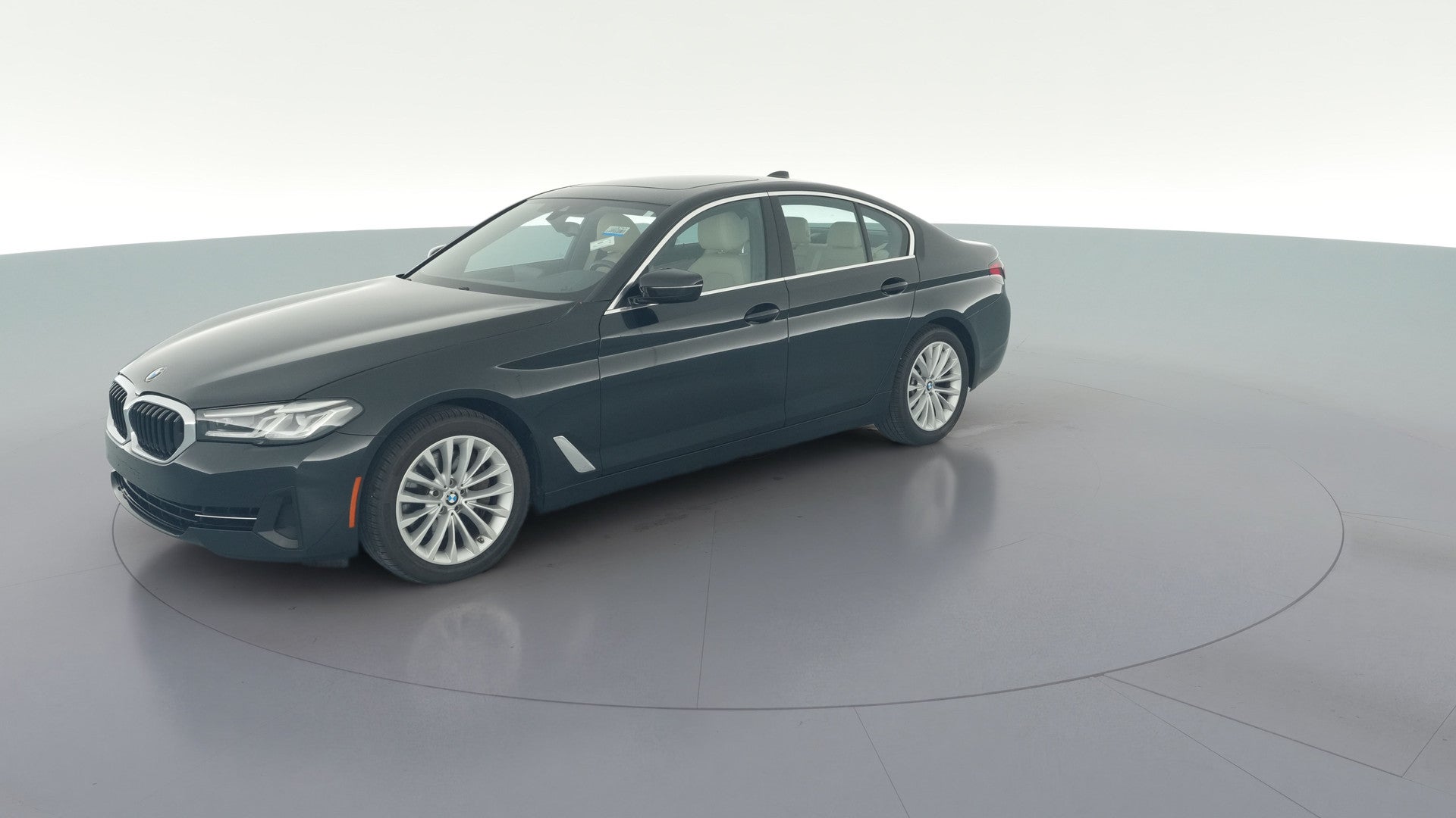 2021 BMW 5 Series vehicle photo