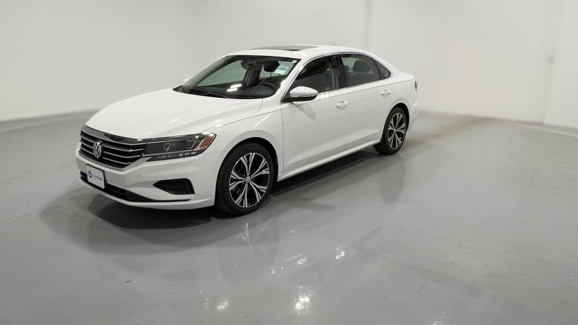 2021 Volkswagen Passat vehicle photo