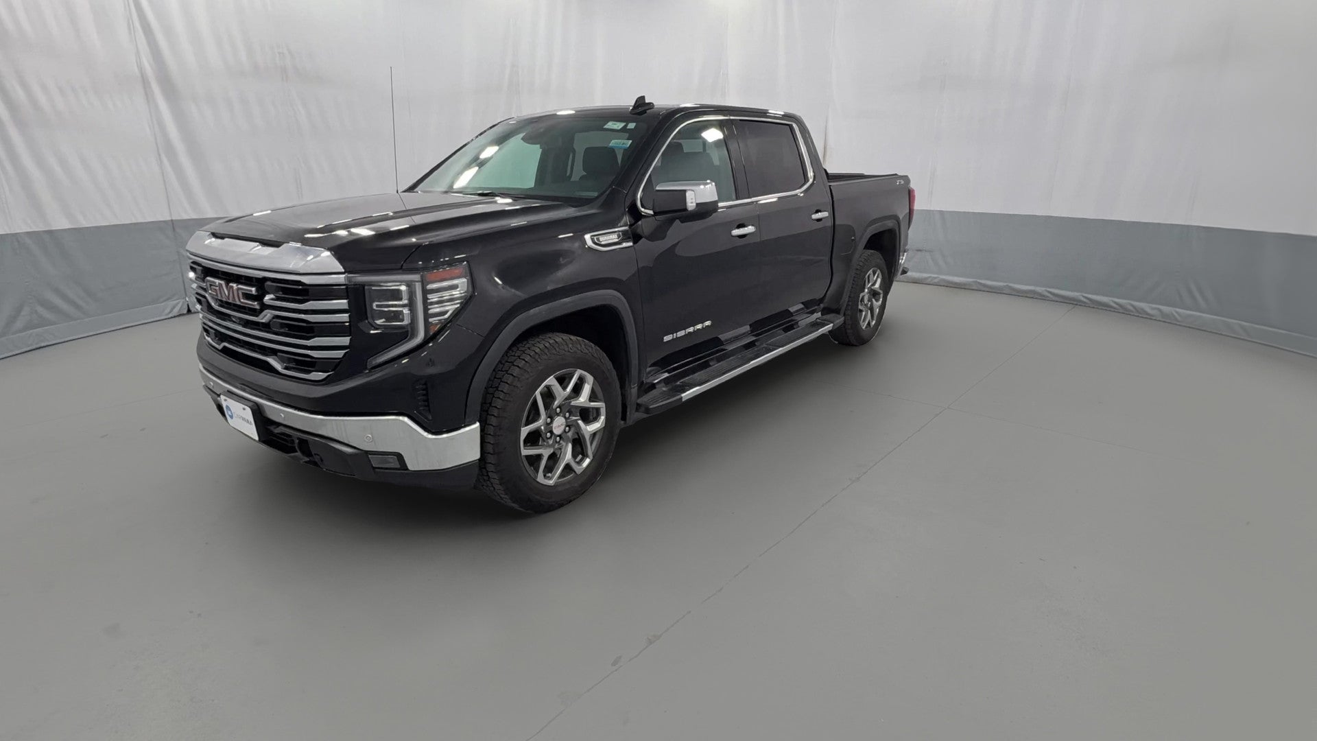 2023 GMC Sierra 1500 Crew Cab vehicle photo