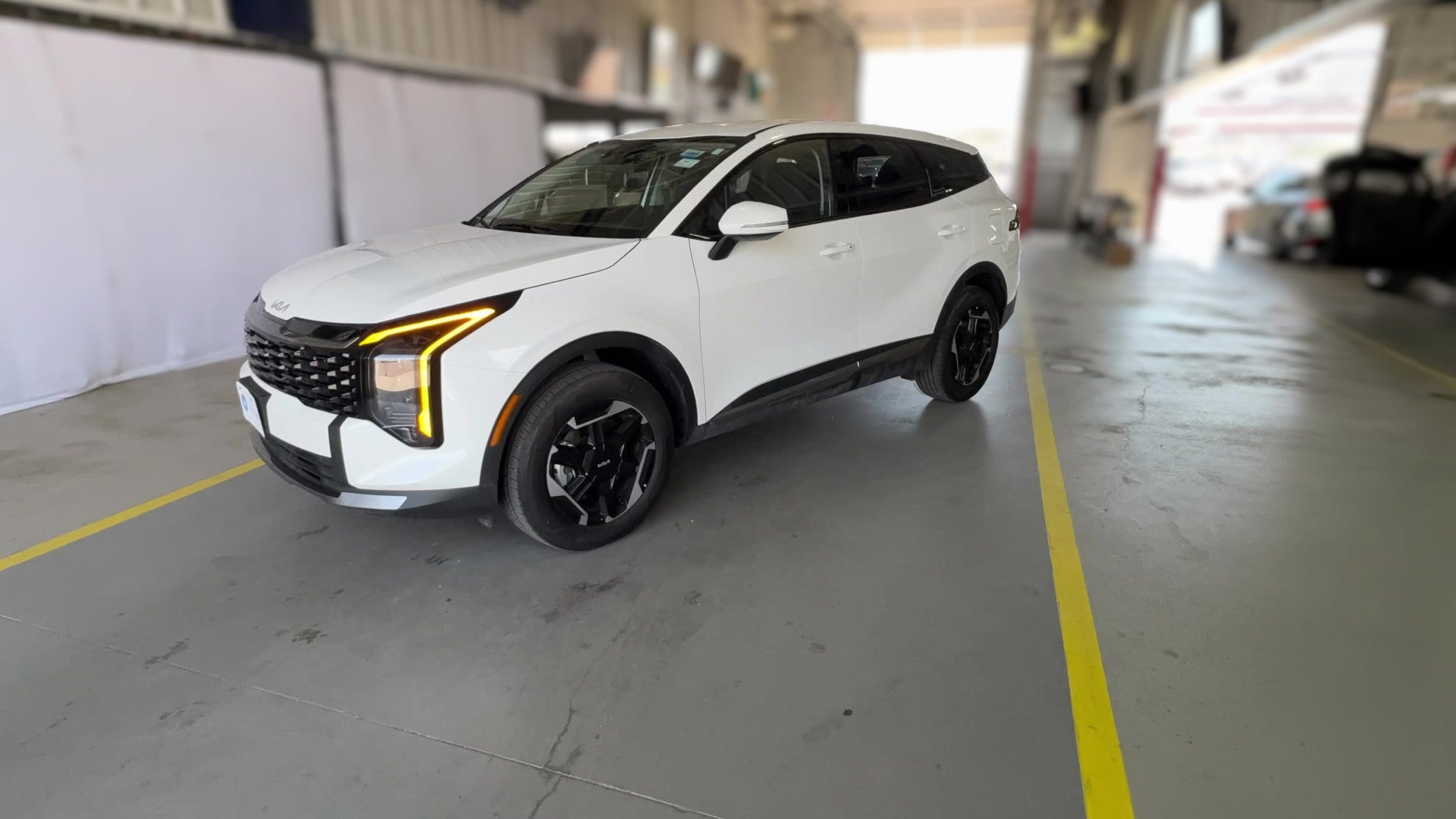 2026 Kia Sportage Hybrid vehicle photo