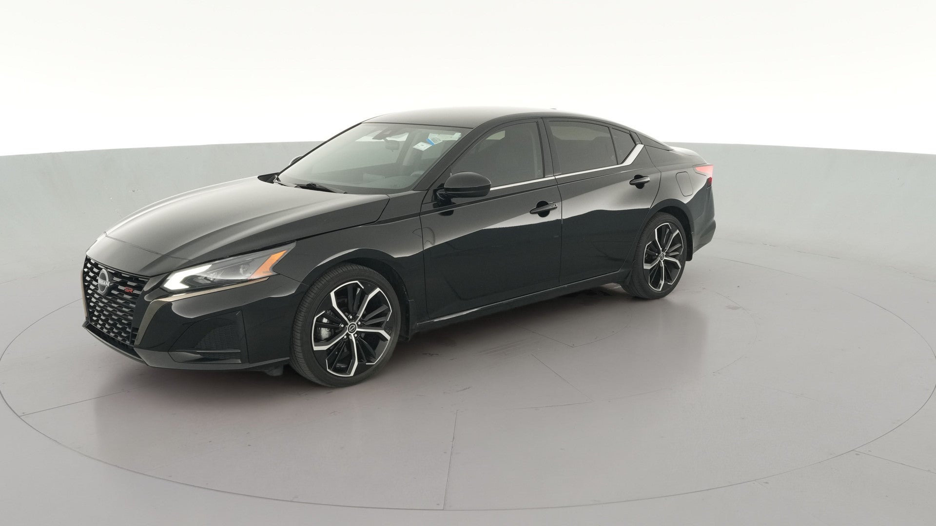 2024 Nissan Altima vehicle photo