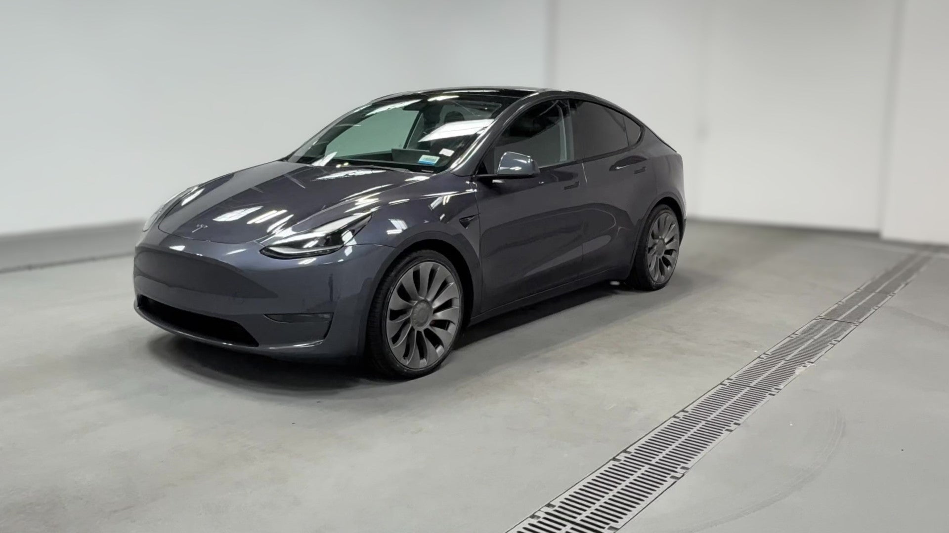 2022 Tesla Model Y vehicle photo