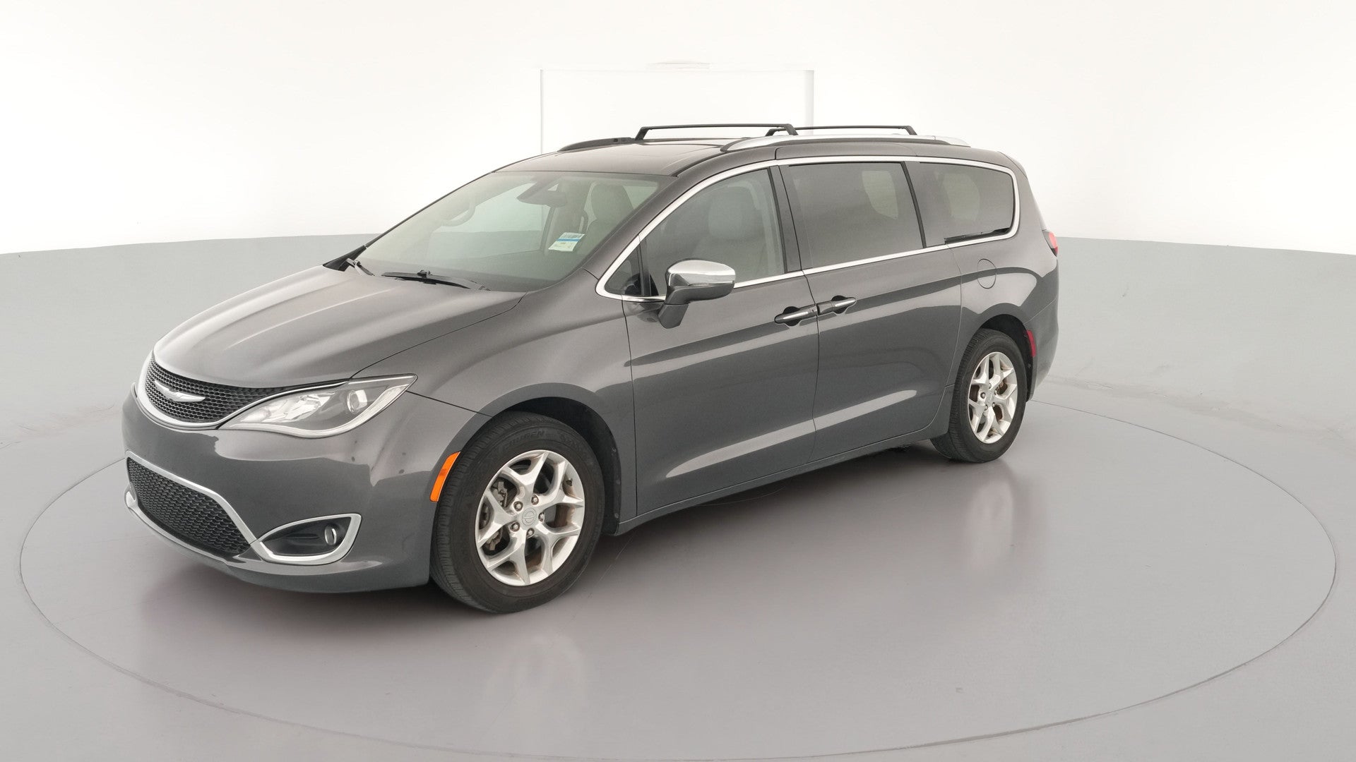2017 Chrysler Pacifica vehicle photo