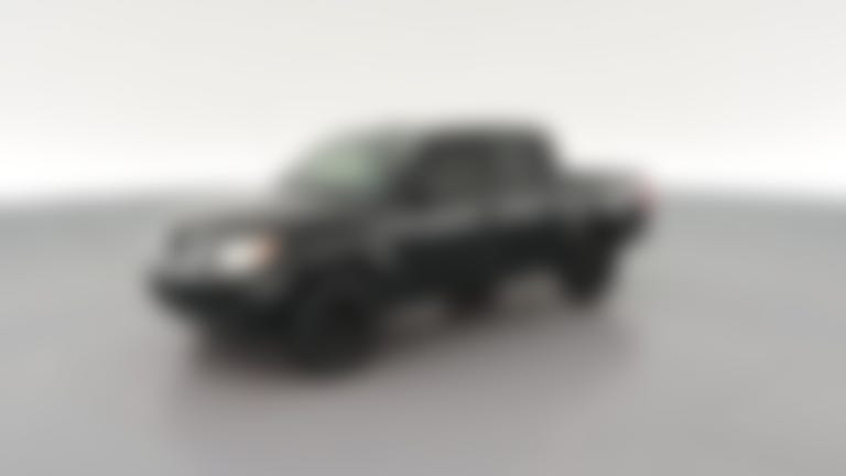 2016 Nissan Frontier Crew Cab vehicle photo