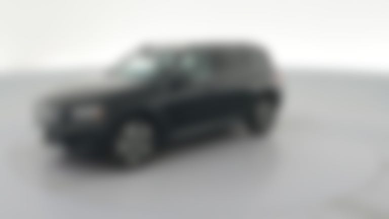 2025 Mercedes-Benz GLB vehicle photo