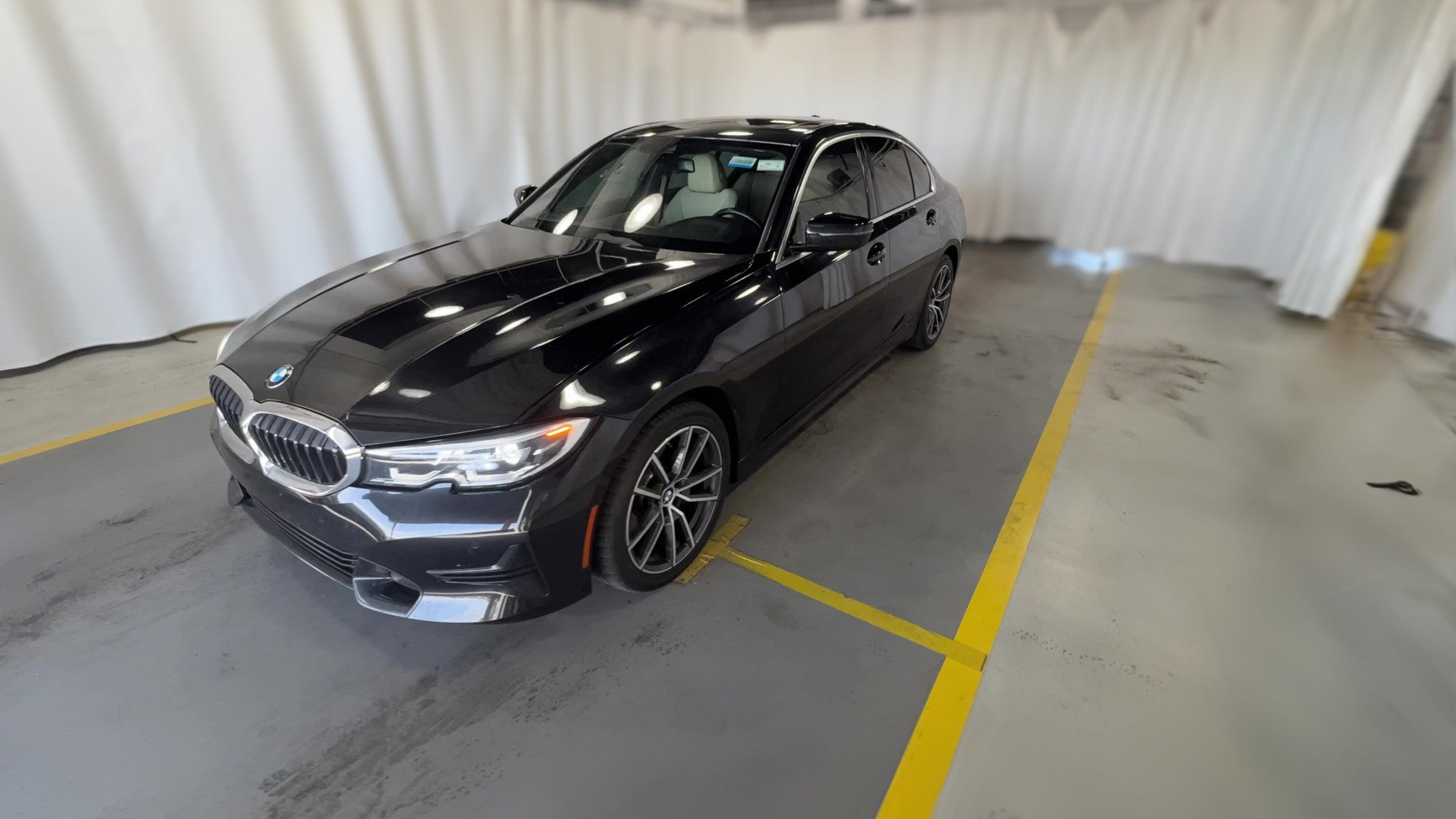 2022 BMW 3 Series vehicle photo