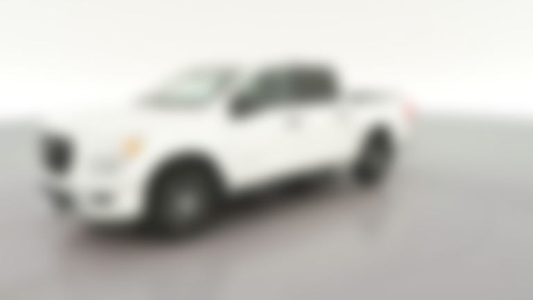 2023 Nissan Titan Crew Cab vehicle photo
