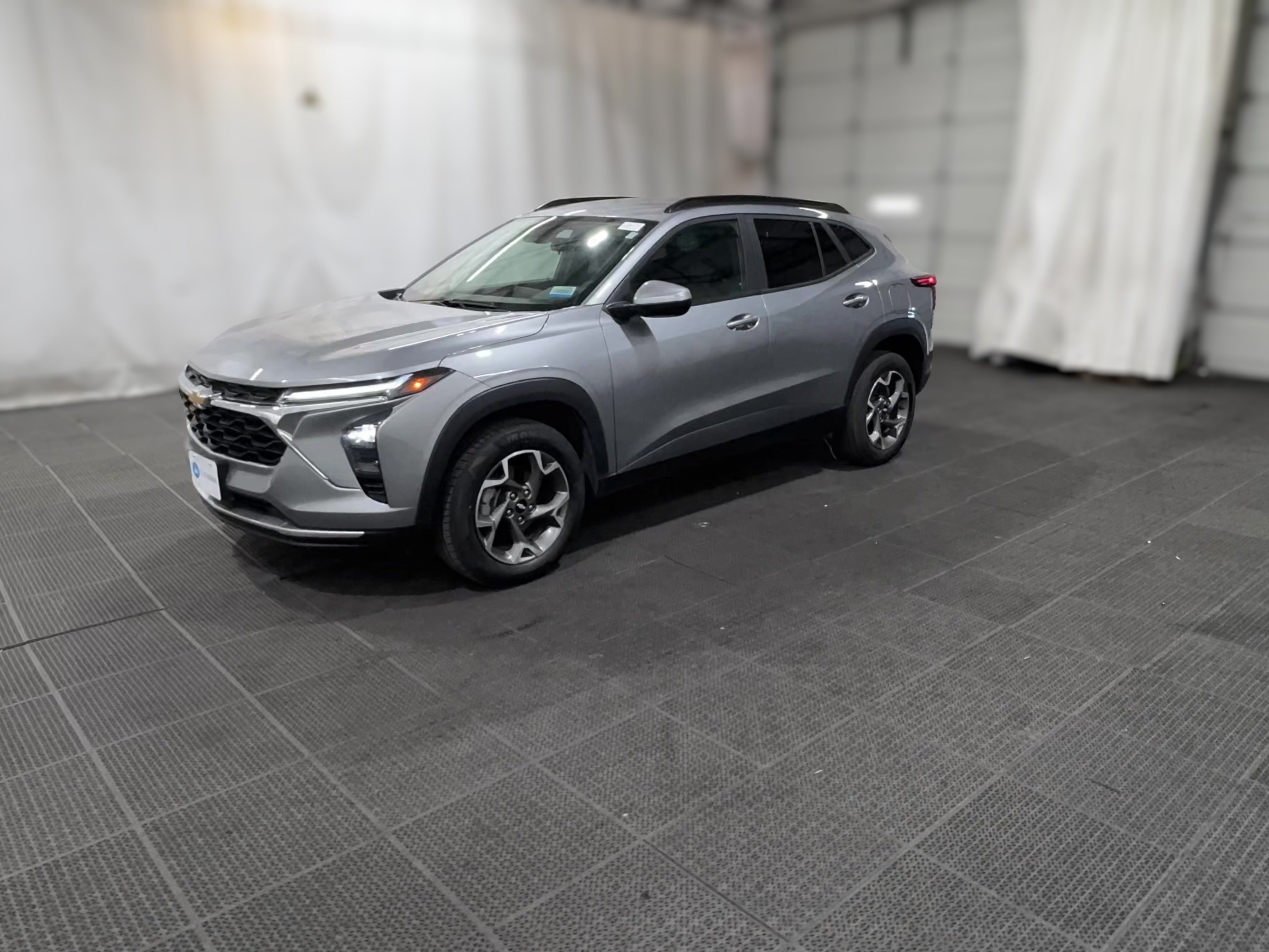 2025 Chevrolet Trax LT - Photo 24