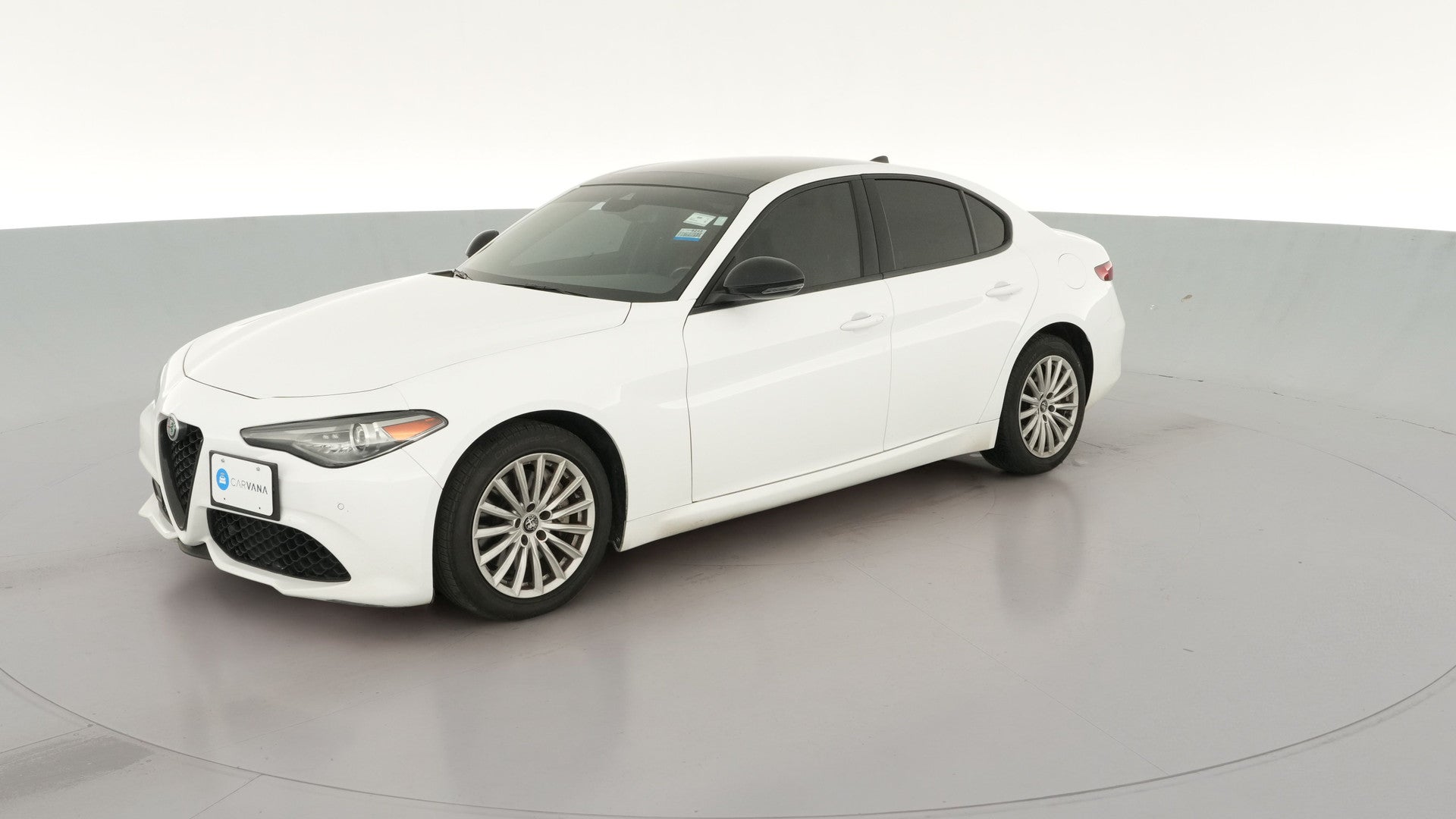 2022 Alfa Romeo Giulia vehicle photo