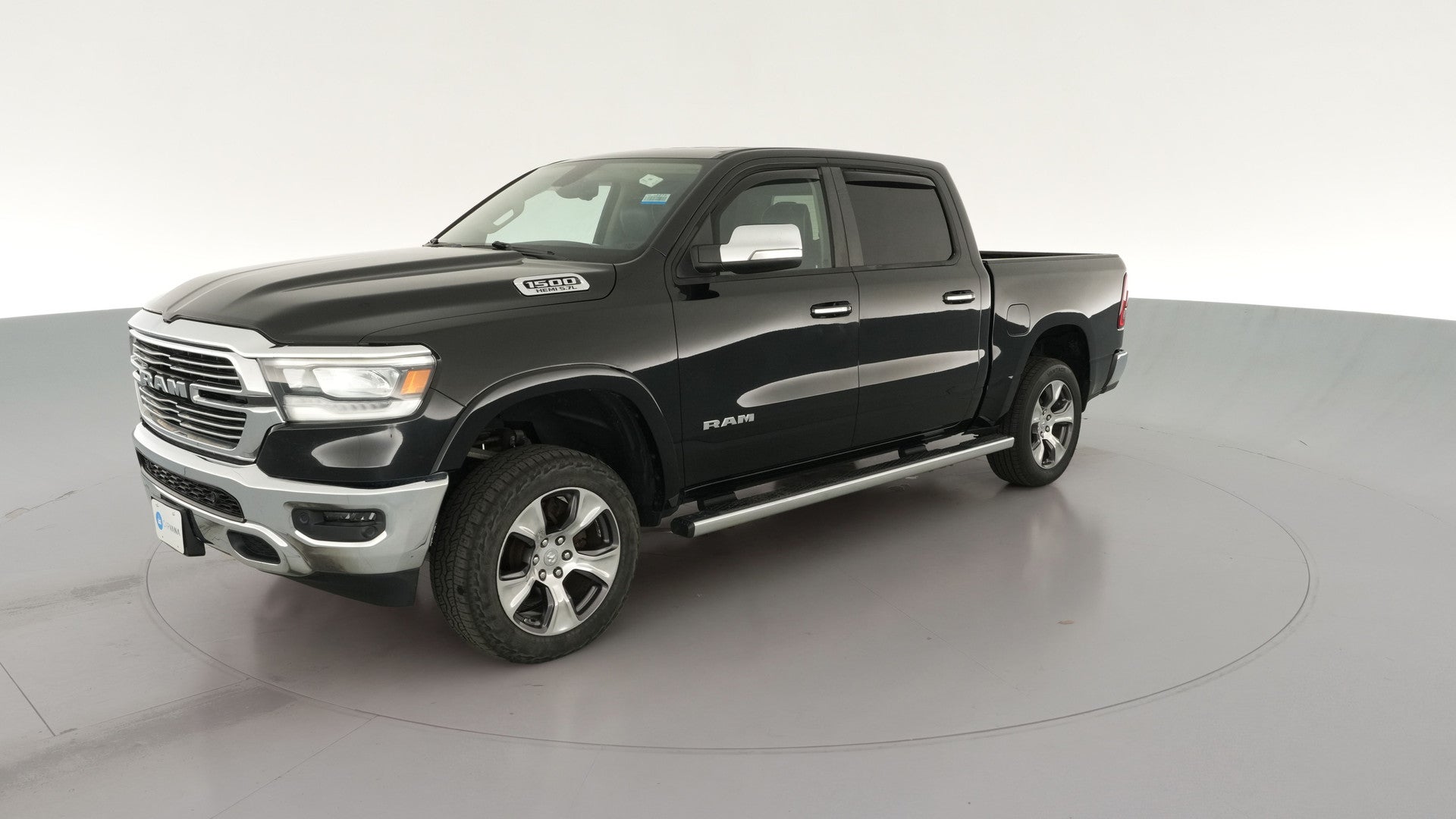 2019 Ram 1500 Crew Cab vehicle photo
