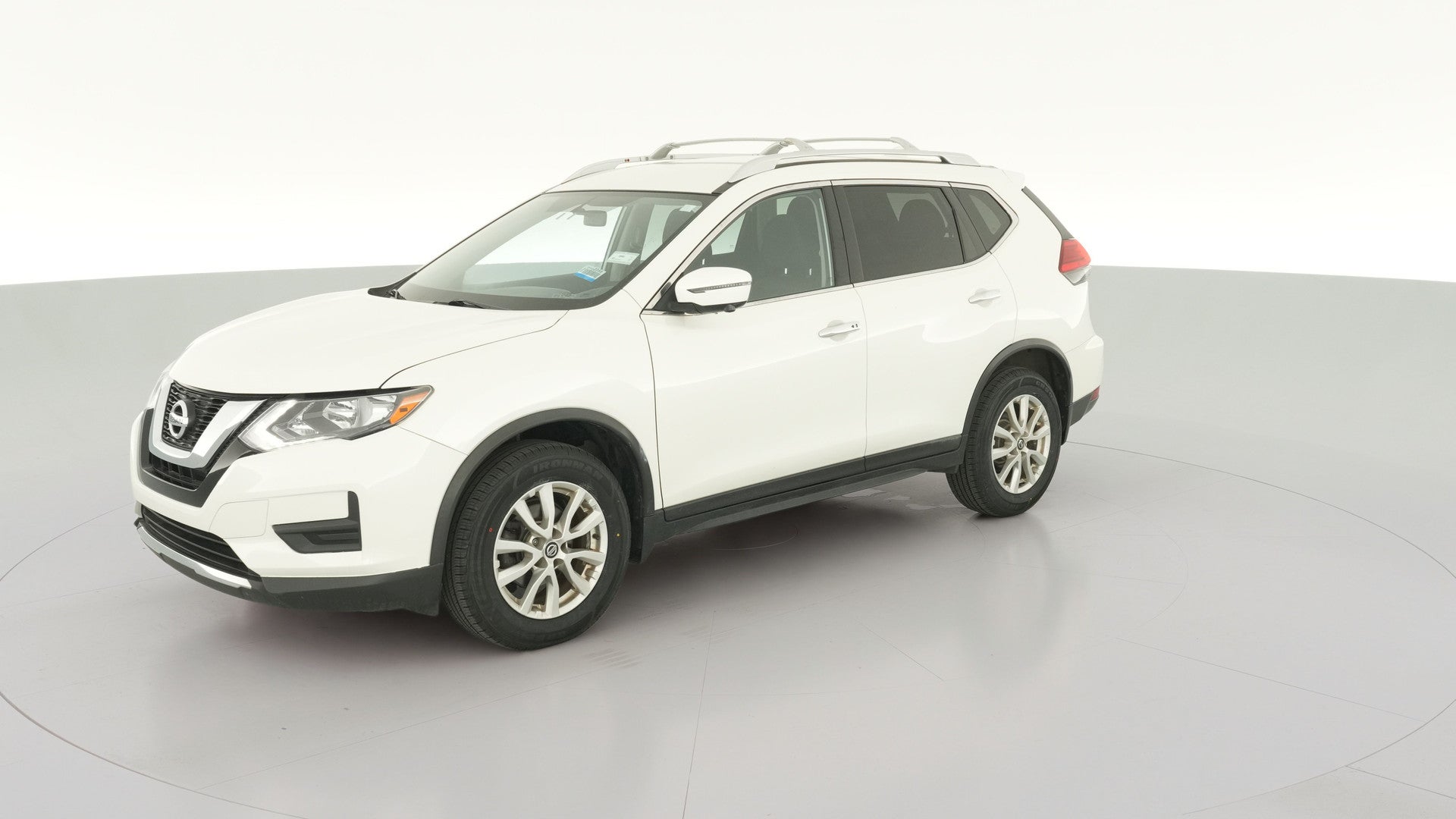 2017 Nissan Rogue vehicle photo