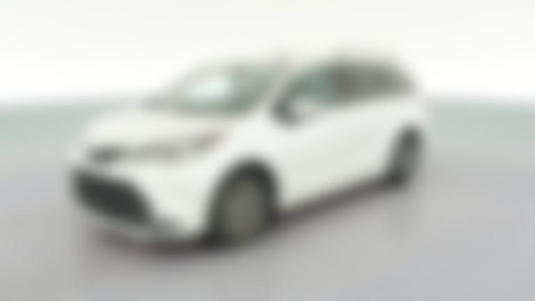 2023 Toyota Sienna vehicle photo