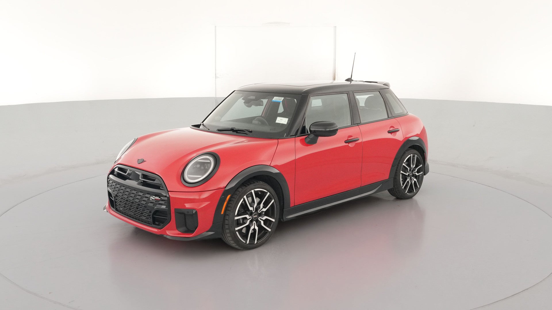 2026 MINI Hardtop 4 Door vehicle photo