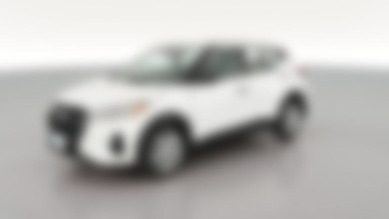 2025 Nissan Kicks Play vehicle photo