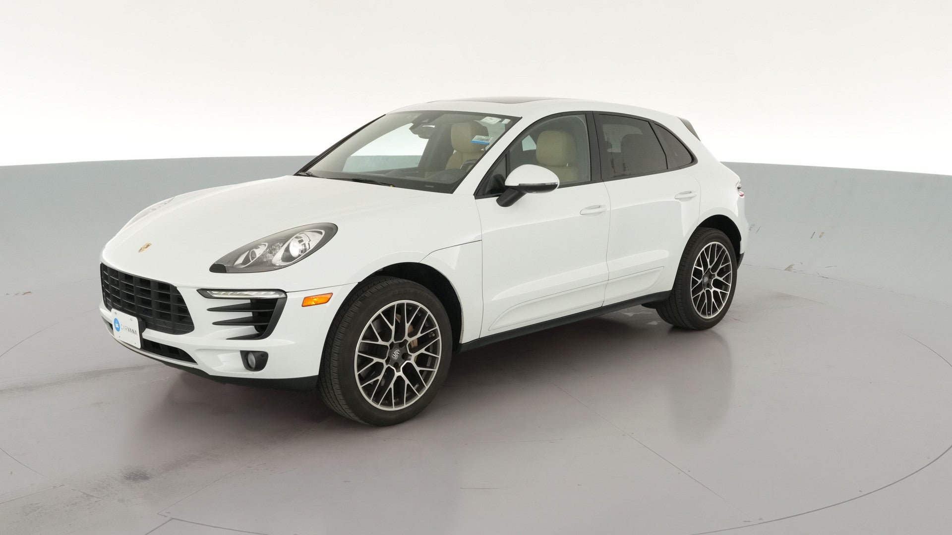 2017 Porsche Macan vehicle photo