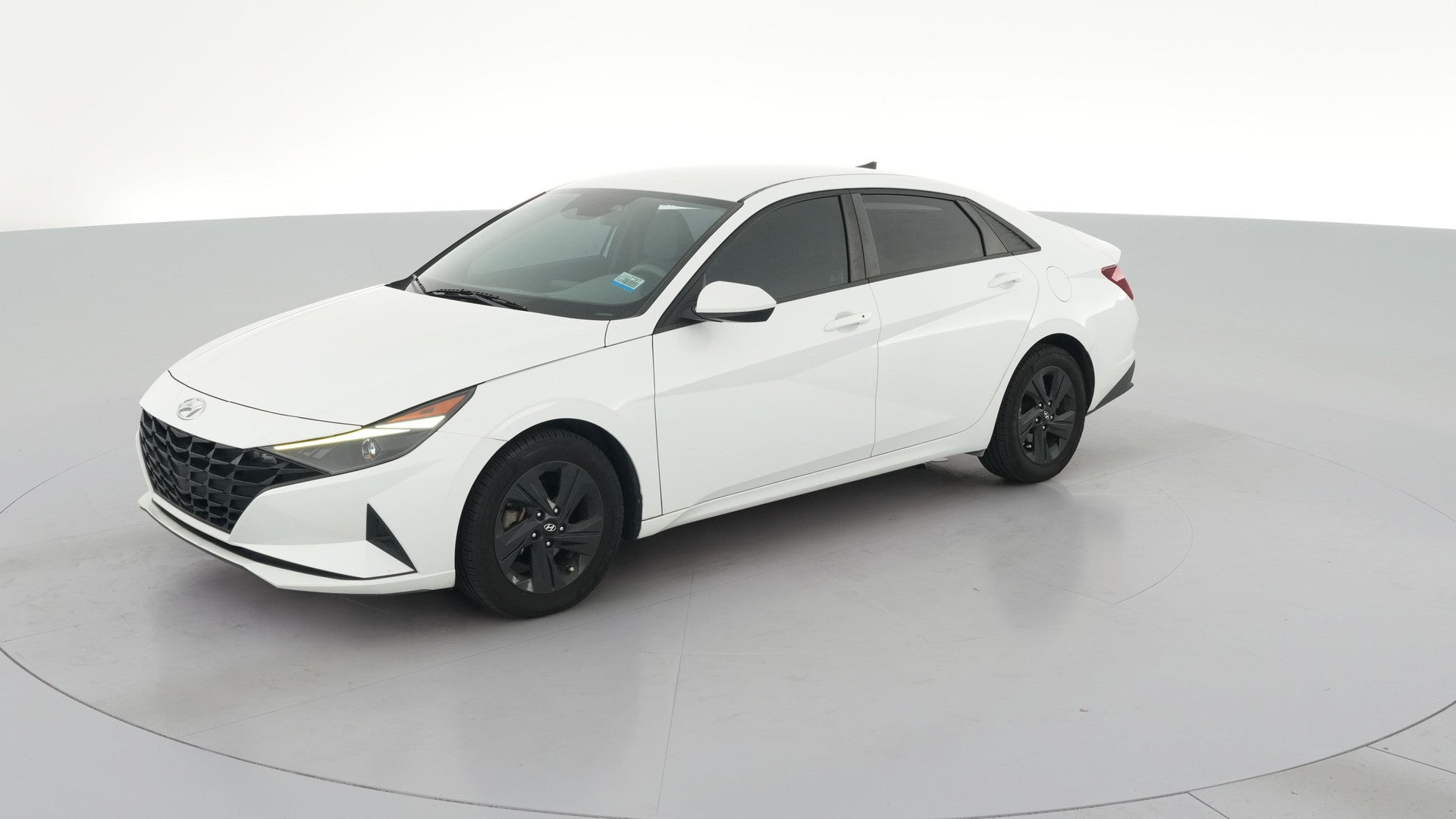2021 Hyundai Elantra vehicle photo