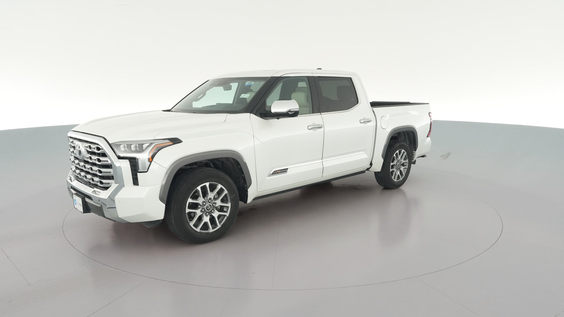 2022 Toyota Tundra CrewMax vehicle photo