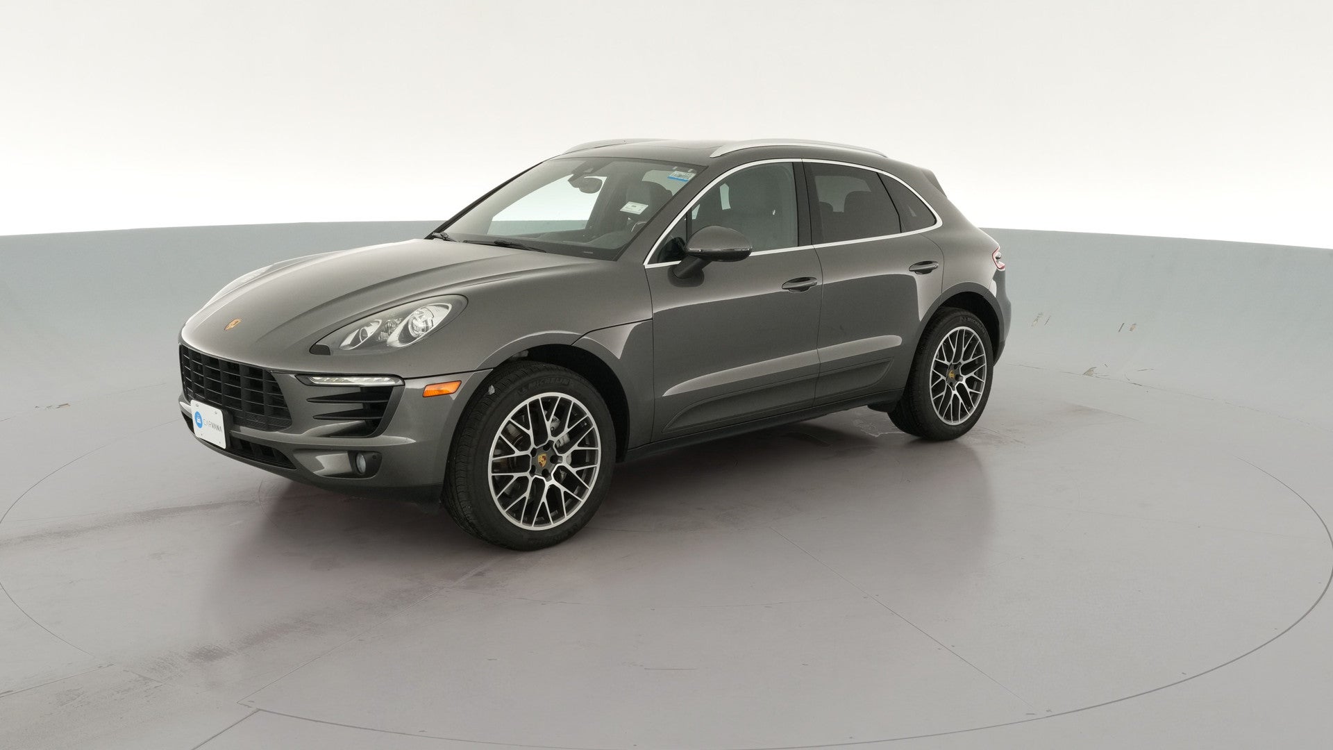 2015 Porsche Macan vehicle photo