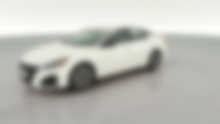 2025 Nissan Altima vehicle photo