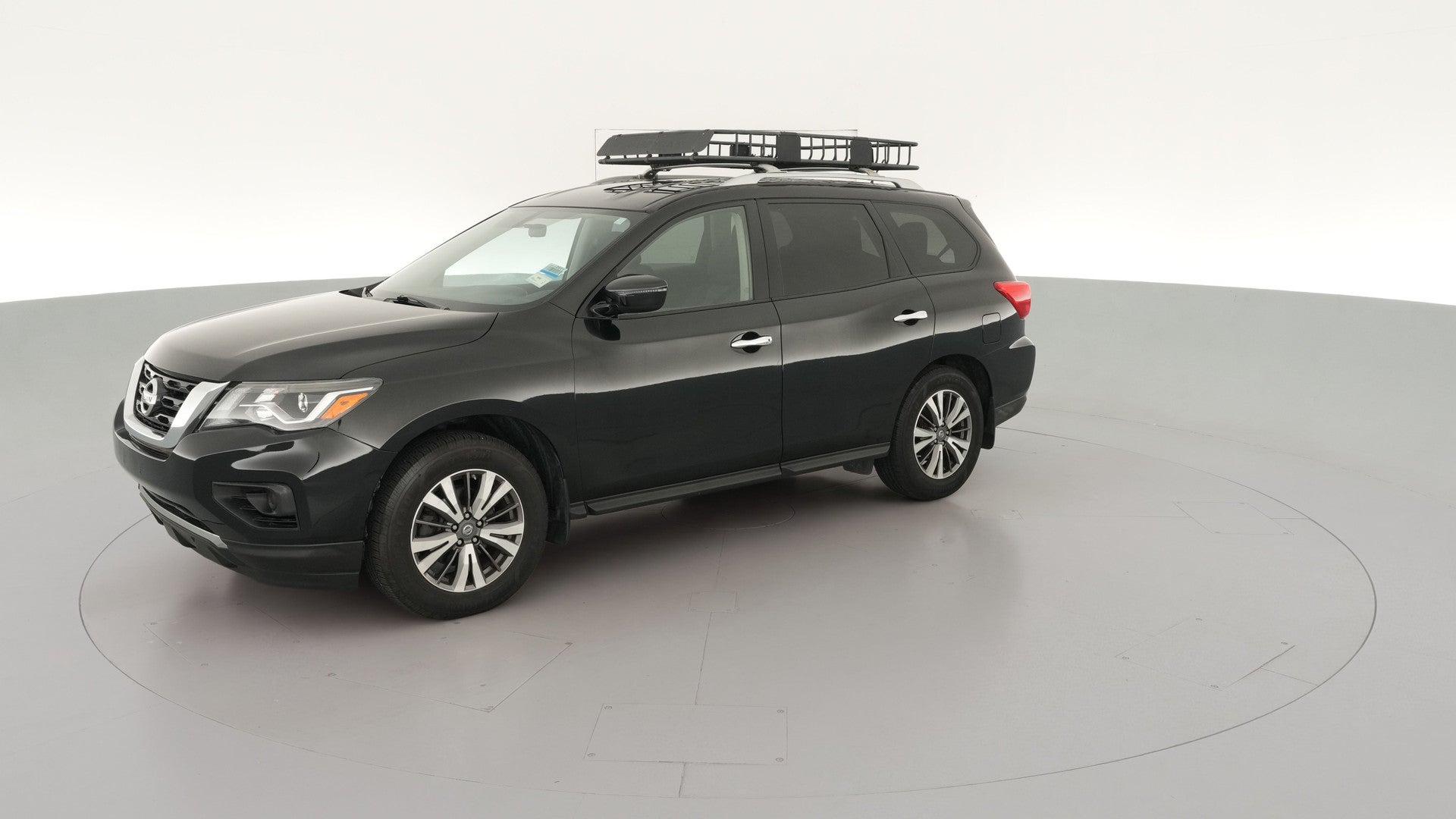 2018 Nissan Pathfinder vehicle photo