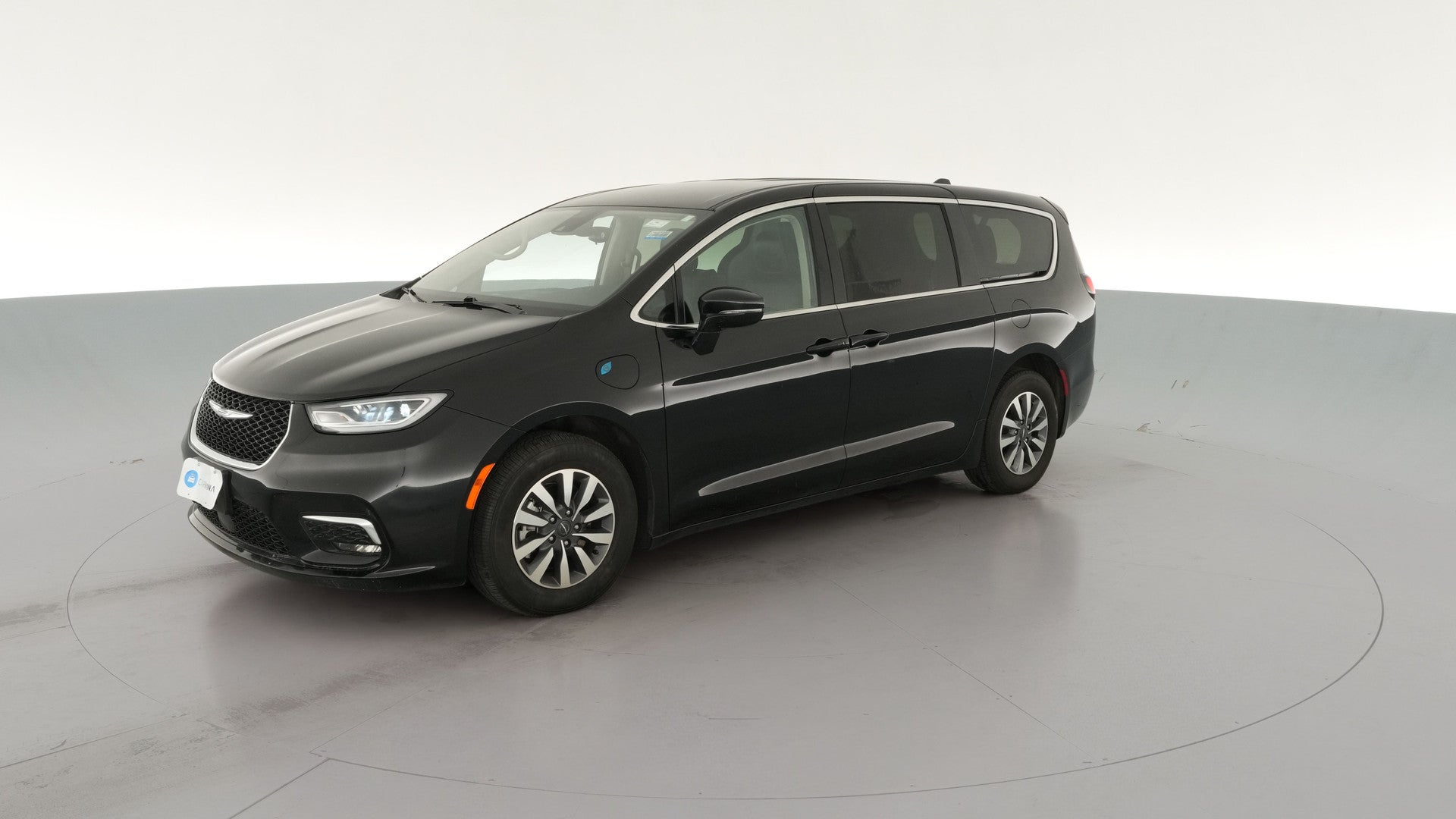 2024 Chrysler Pacifica Hybrid vehicle photo