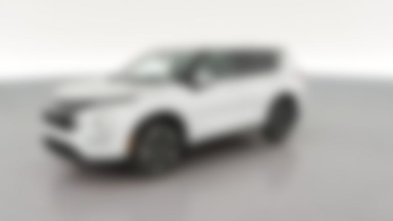 2022 Mitsubishi Outlander vehicle photo