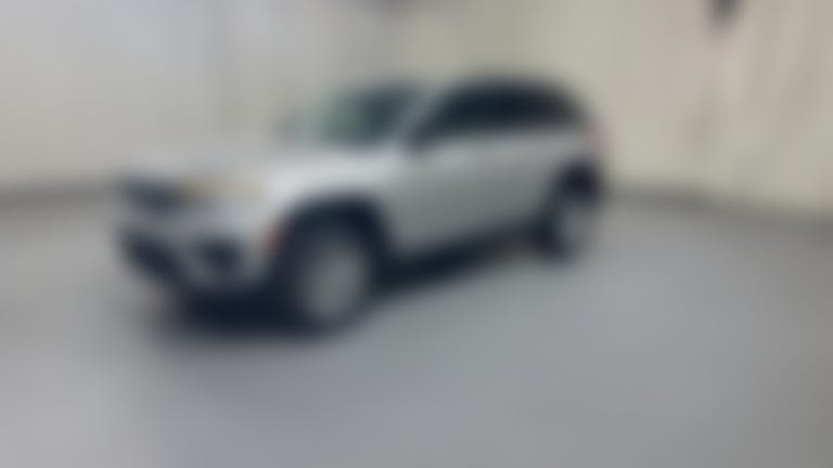 2026 Jeep Grand Cherokee vehicle photo